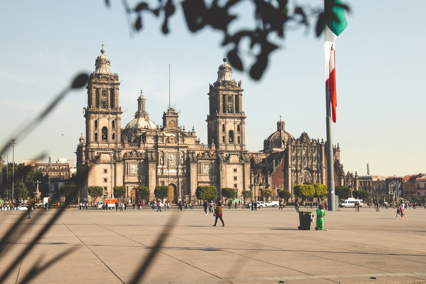 Екскурзии и почивки в Мексико